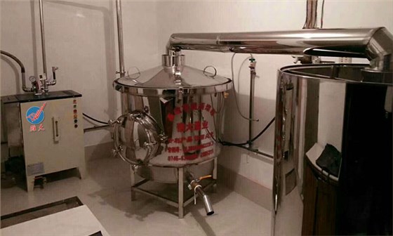 「電加熱釀酒設(shè)備」黑螞蟻泡酒用多少度的酒 黑螞蟻酒制作方法02 . 「電加熱釀酒設(shè)備」黑螞蟻泡酒用多少度的酒 黑螞蟻酒制作方法02 .