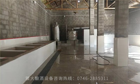 饒總用專業(yè)釀酒設(shè)備做洞藏酒，半年后洞天醇成為當(dāng)?shù)卣信坡糜尉包c(diǎn)-05