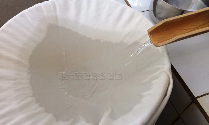 玉米釀酒設(shè)備-03 玉米釀酒設(shè)備-03