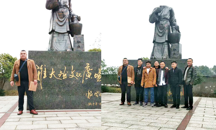 跟一同學(xué)習(xí)的學(xué)員合影 跟一同學(xué)習(xí)的學(xué)員合影